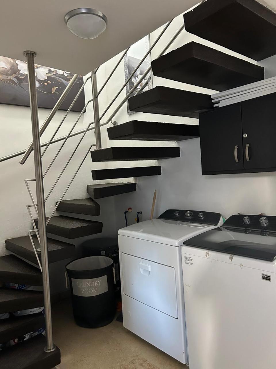 Apartamento 2 Bdrm - Sleeps 8 -ocean Front -ocean View